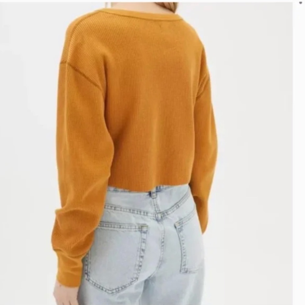 UO BDG Knit Notched Thermal Cropped Top V sleeve waffle Gold Mustard Rust L LG - Picture 3 of 6